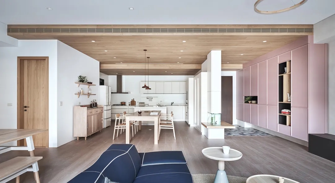 现代原木风格家装设计室内装修效果图-客餐厅 现代原木风格家装设计室内装修效果图-客餐厅